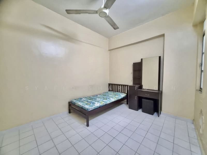 Menara Orkid untuk Untuk Dijual - RM 290,000, Mac 2026 - Bedroom - PropertyGuru.com.my