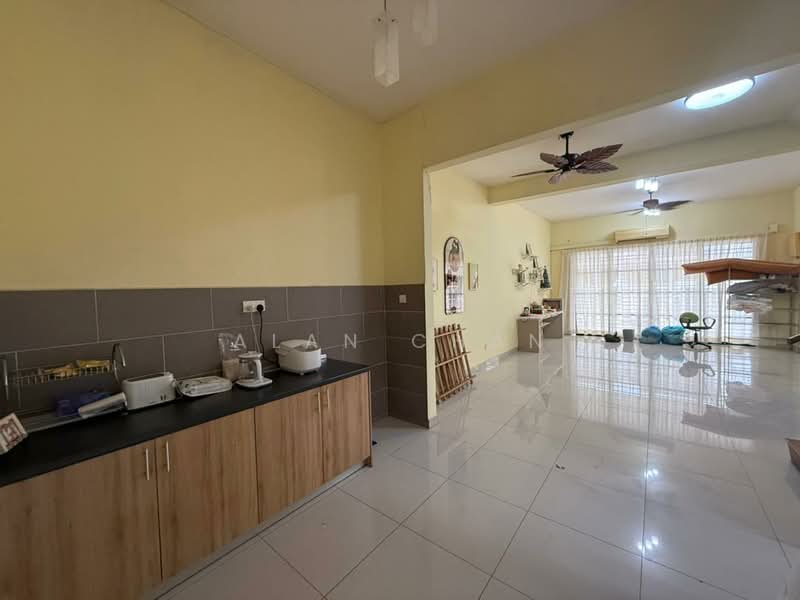 16 Sierra untuk Untuk Disewa - RM 2,800 /bulan, Mac 2026 - Kitchen - PropertyGuru.com.my