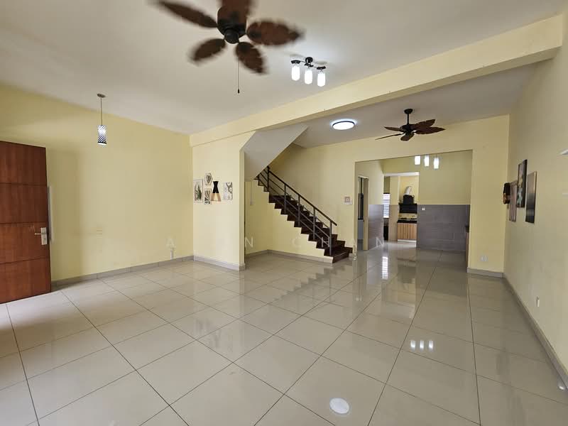 2-storey Terraced House for Rent in 16 Sierra (Puchong) - Alan Chan - Living Room - PropertyGuru.com.my