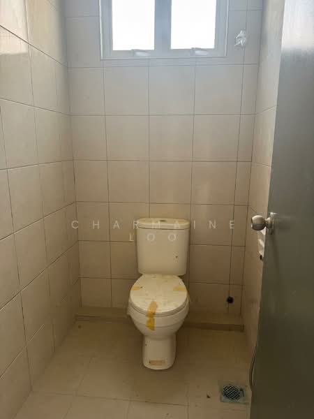 Factory for Rent in Taman Industri Balakong Jaya (Balakong) - Charmaine Loo - Bathroom - PropertyGuru.com.my