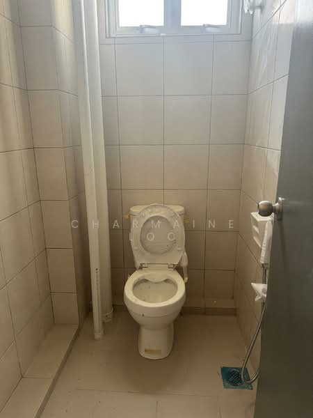 Factory for Rent in Taman Industri Balakong Jaya (Balakong) - Charmaine Loo - Bathroom - PropertyGuru.com.my