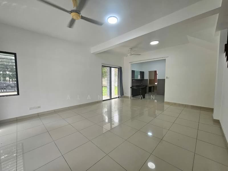 2-storey Terraced House for Rent in 16 Sierra (Puchong) - Alan Chan - Living Room - PropertyGuru.com.my