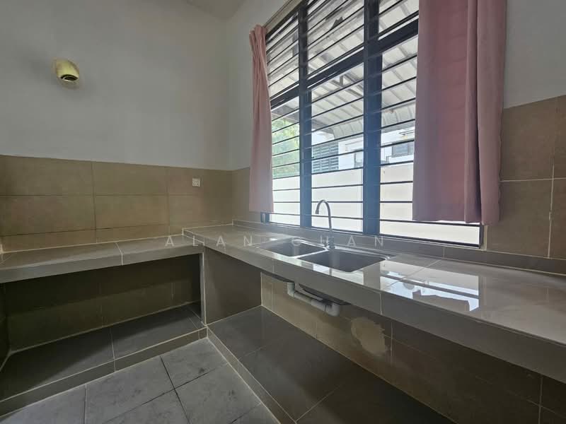 2-storey Terraced House for Rent in 16 Sierra (Puchong) - Alan Chan - Kitchen - PropertyGuru.com.my