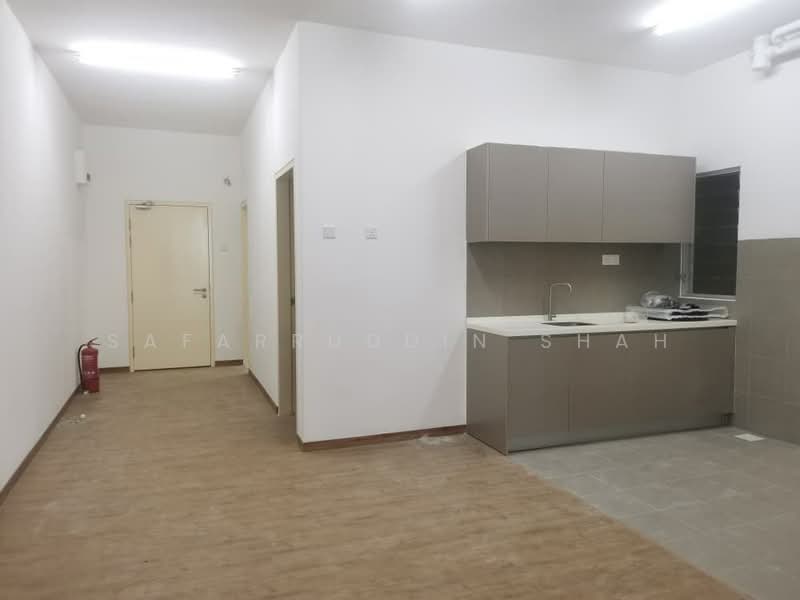 Lakefront Homes untuk Untuk Disewa - RM 1,500 /bulan, Mac 2026 - Kitchen - PropertyGuru.com.my