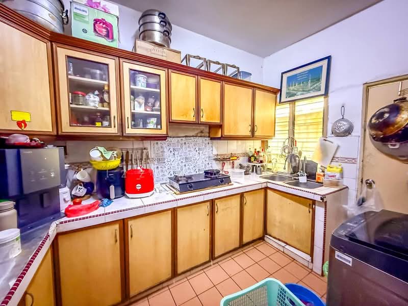 2-storey Terraced House for Sale in Saujana Utama 1 (Ijok) - Izzah Alias - Kitchen - PropertyGuru.com.my