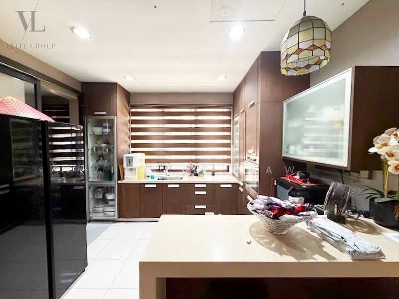Semi-Detached House for Sale in Tropicana Indah (Kota Damansara) - Vincent Liaw - Kitchen - PropertyGuru.com.my