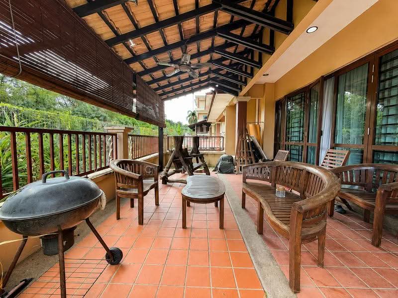 Rumah Berkembar untuk Dijual di Tropicana Indah Resort Homes (Tropicana) - Vincent Liaw - Balcony - PropertyGuru.com.my