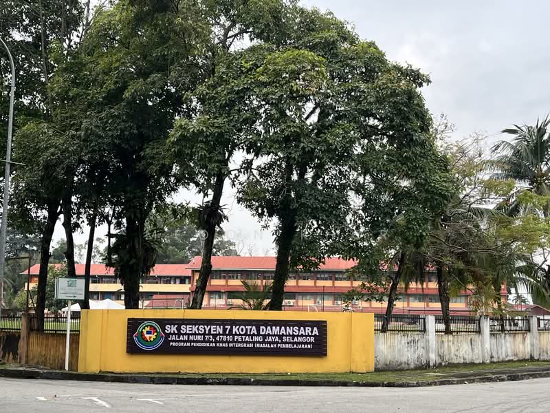 2-storey Terraced House for Sale in Seksyen 8 (Kota Damansara) - Meoon Khor - PropertyGuru.com.my