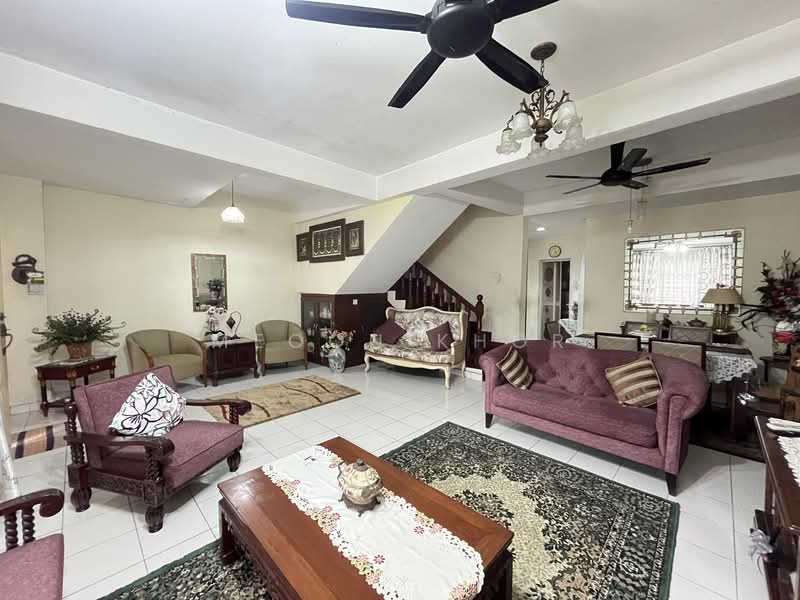 2-storey Terraced House for Sale in Seksyen 8 (Kota Damansara) - Meoon Khor - Living Room - PropertyGuru.com.my
