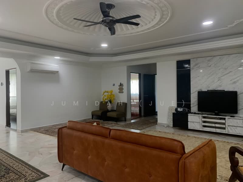 Seksyen 9 untuk Untuk Dijual - RM 1,800,000, Mac 2026 - Living Room - PropertyGuru.com.my