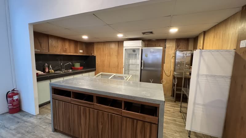 Shop for Rent in Taman Danau Desa (Taman Desa) - Cannice You - Kitchen - PropertyGuru.com.my