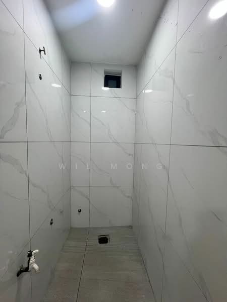 Johor Bahru Taman Bunga Ros untuk Untuk Dijual - RM 688,000, Mac 2026 - Bathroom - PropertyGuru.com.my