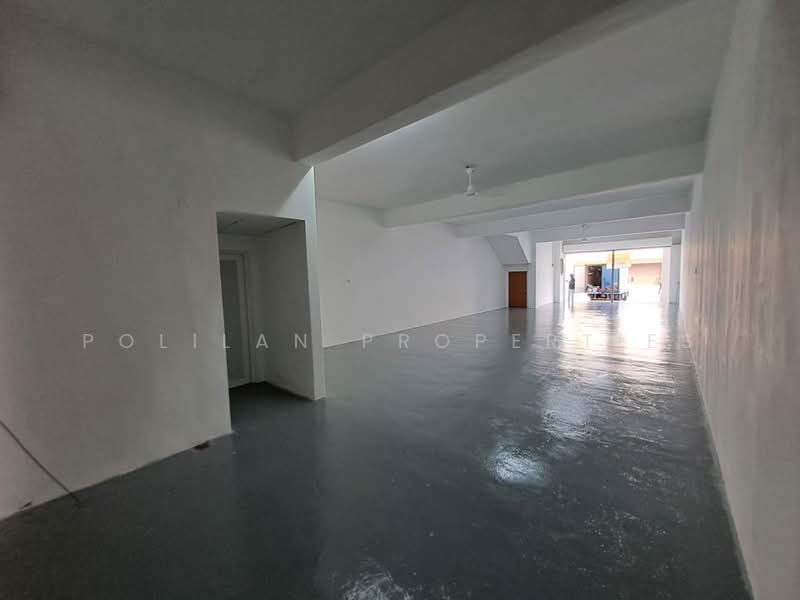 Shop for Rent in Bandar Bukit Tinggi (Klang) - Polilan Properties - Interior - PropertyGuru.com.my