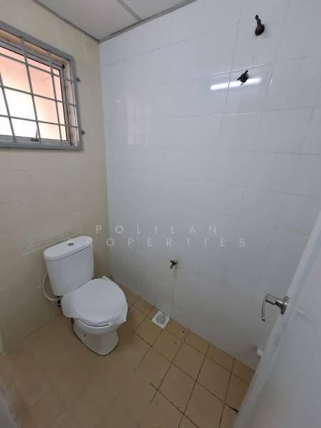 Shop for Rent in Bandar Bukit Tinggi (Klang) - Polilan Properties - Bathroom - PropertyGuru.com.my