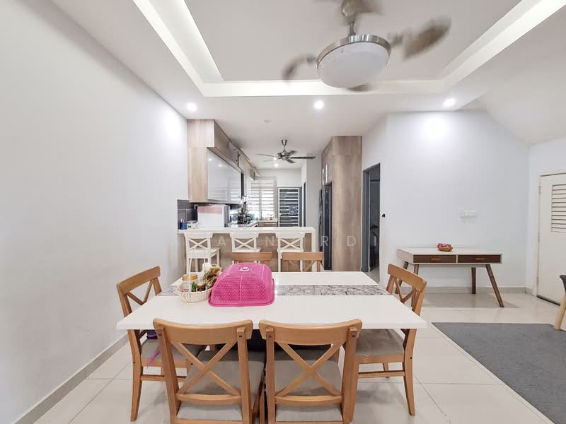 2-storey Terraced House for Sale in Saujana Rawang (Rawang) - Sa'a Nordin - Dining Room - PropertyGuru.com.my