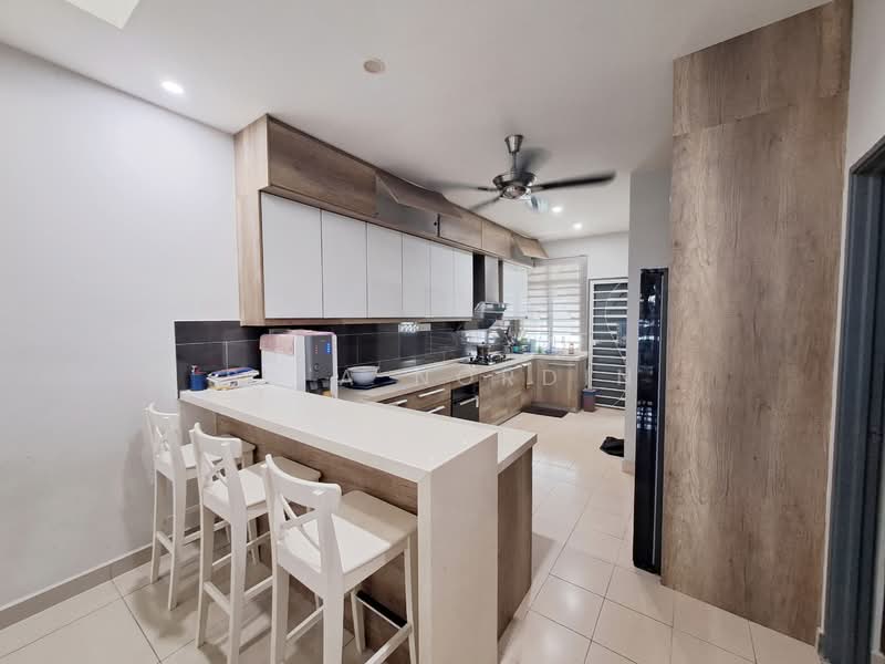 2-storey Terraced House for Sale in Saujana Rawang (Rawang) - Sa'a Nordin - Kitchen - PropertyGuru.com.my