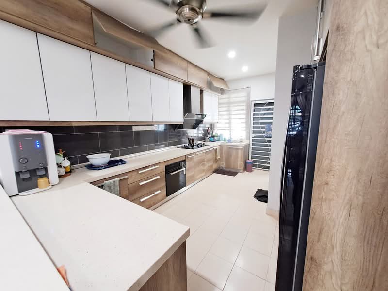 2-storey Terraced House for Sale in Saujana Rawang (Rawang) - Sa'a Nordin - Kitchen - PropertyGuru.com.my