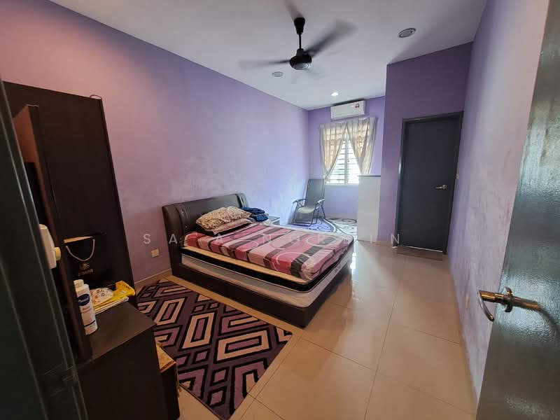 2-storey Terraced House for Sale in Saujana Rawang (Rawang) - Sa'a Nordin - Bedroom - PropertyGuru.com.my