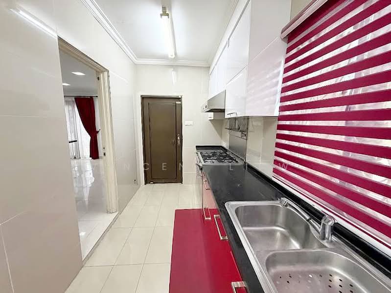 Semi-Detached House for Sale in Seksyen 4 (Kota Damansara) - Vincent Liaw - Kitchen - PropertyGuru.com.my