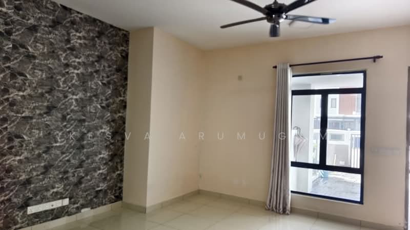 Elegan @ Taman Putra Perdana untuk Untuk Disewa - RM 1,600 /bulan, Mac 2026 - Living Room - PropertyGuru.com.my