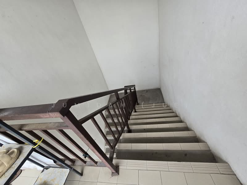 Taman Tropika 2 untuk Untuk Dijual - RM 299,000, Mac 2026 - Interior - PropertyGuru.com.my