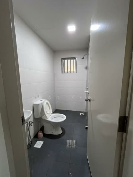 Apartment for Sale at Harmoni 1 - Han Ker - Bathroom - PropertyGuru.com.my