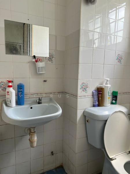 Kondominium untuk Dijual di Awana Puri - Cyrus Ng - Bathroom - PropertyGuru.com.my