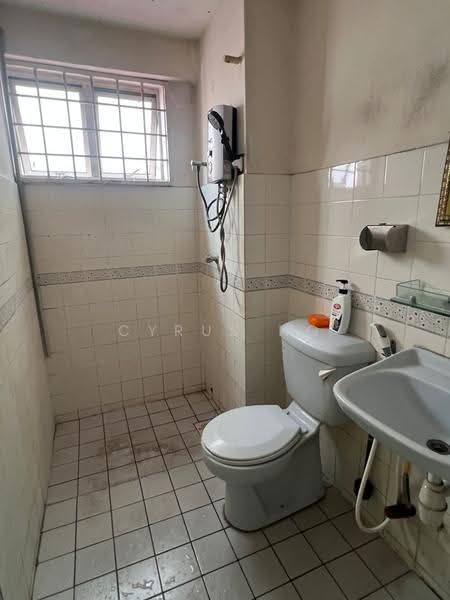 Kondominium untuk Dijual di Awana Puri - Cyrus Ng - Bathroom - PropertyGuru.com.my