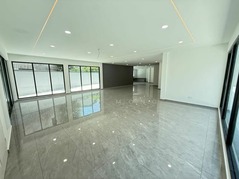 Bungalow for Sale in Taman Kebun Teh (Johor Bahru) - Wil Mong - Living Room - PropertyGuru.com.my