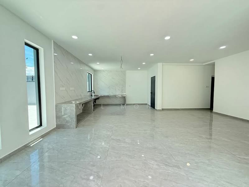 Bungalow for Sale in Taman Kebun Teh (Johor Bahru) - Wil Mong - Kitchen - PropertyGuru.com.my