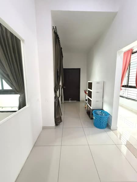 Semi-Detached House for Sale in Taman Bayu Puteri (Johor Bahru) - Frankie Chen - Corridor - PropertyGuru.com.my