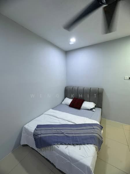 Condominium for Rent at Platinum Lake PV 15 - Weng Khit - Medium Bedroom - PropertyGuru.com.my
