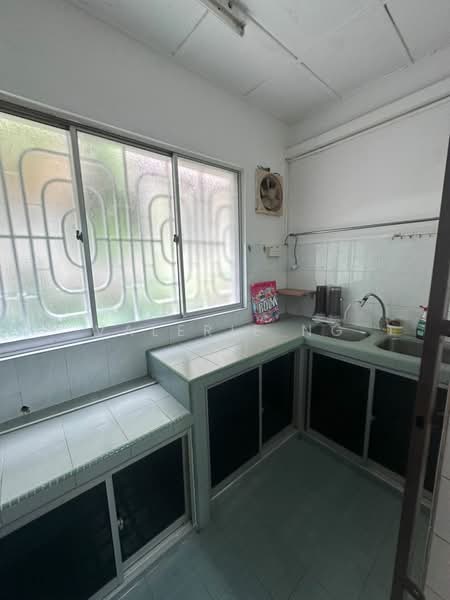 3-storey Terraced House for Sale in Kepong (Kuala Lumpur) - Valerie Ng - Kitchen - PropertyGuru.com.my