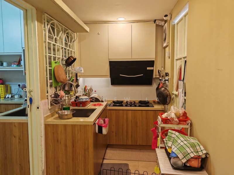 Taman Sri Aman untuk Untuk Dijual - RM 680,000, Mac 2026 - Kitchen - PropertyGuru.com.my
