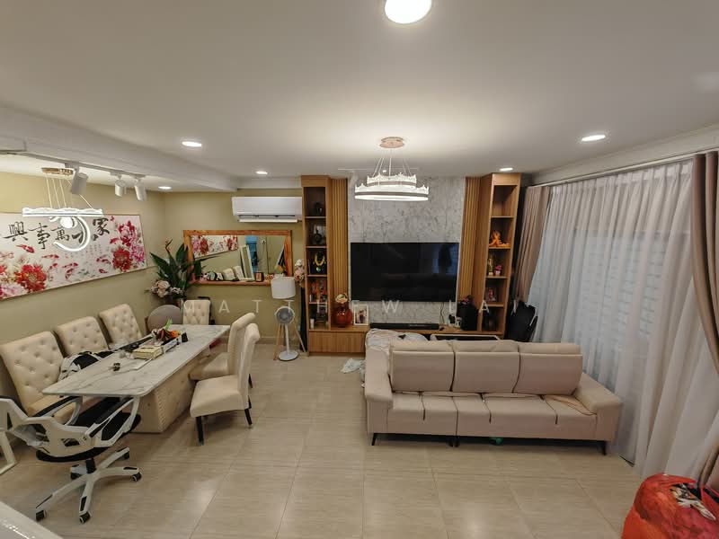 Taman Sri Aman untuk Untuk Dijual - RM 680,000, Mac 2026 - Living Room - PropertyGuru.com.my