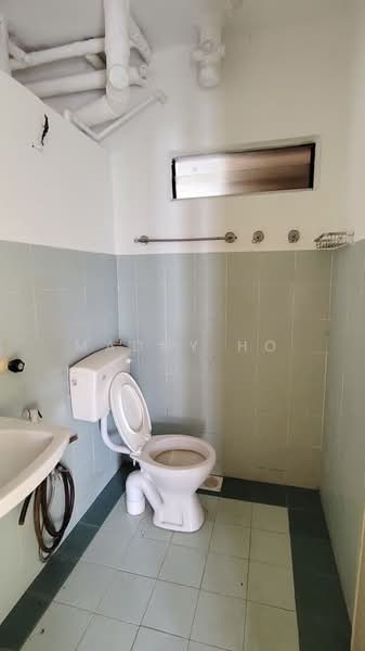 Apartment for Sale at Taman Puncak Kinrara - Maddy Ho - Bathroom - PropertyGuru.com.my
