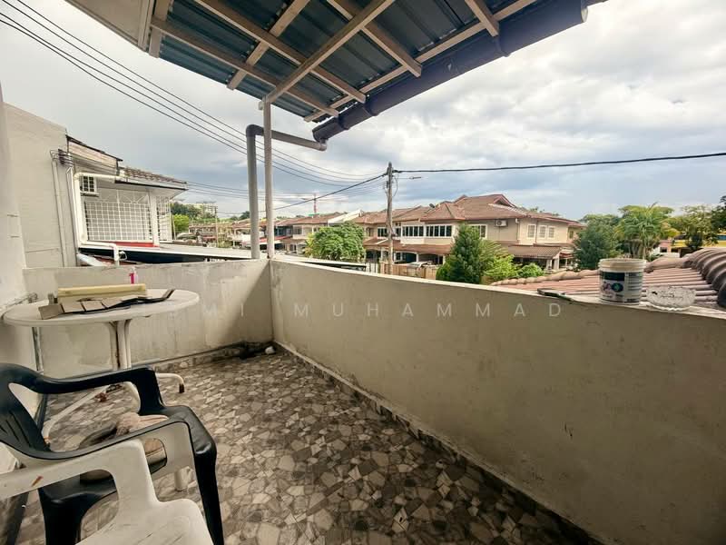 Taman Rakan untuk Untuk Dijual - RM 630,000, Mac 2026 - Balcony - PropertyGuru.com.my