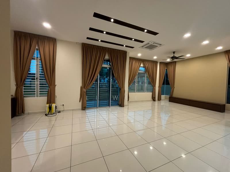 Semi-Detached House for Rent in Nusa Duta (Iskandar Puteri (Nusajaya)) - Li Wei - Living Room - PropertyGuru.com.my