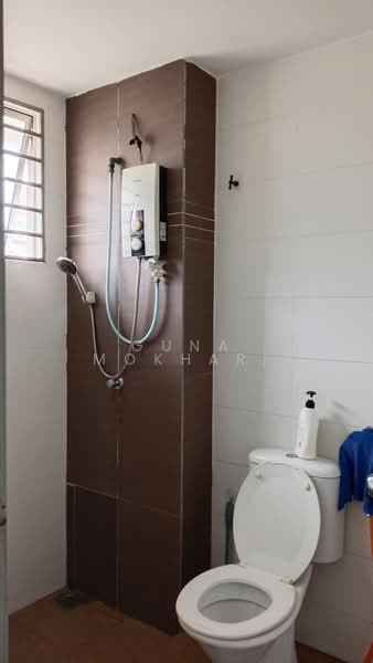 D' Anjung Teluk Pulai untuk Untuk Dijual - RM 650,000, Mac 2026 - Bathroom - PropertyGuru.com.my