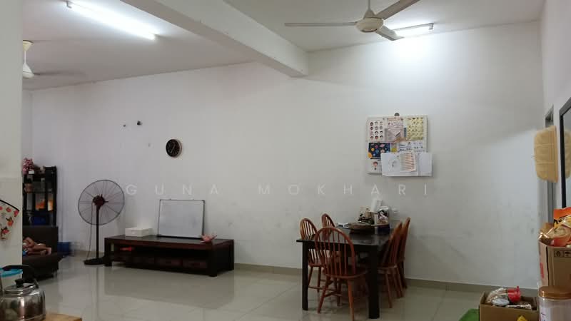 D' Anjung Teluk Pulai untuk Untuk Dijual - RM 650,000, Mac 2026 - Living Room - PropertyGuru.com.my