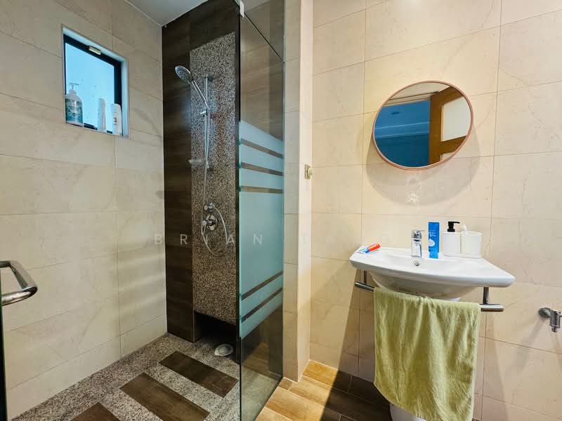 2.5-storey Terraced House for Sale in Sierramas (Sungai Buloh) - Brian Tang - Bathroom - PropertyGuru.com.my