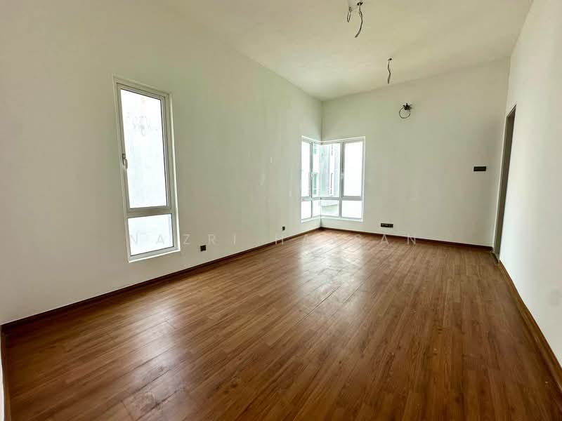 Semi-Detached House for Sale in Bandar Bukit Raja (Klang) - Nazri Hassan - Interior - PropertyGuru.com.my