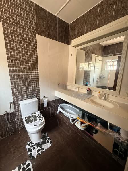 Semi-Detached House for Sale in Jalan Ipoh (Kuala Lumpur) - Adan Soh - Bathroom - PropertyGuru.com.my
