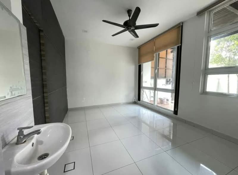 Semi-Detached House for Rent in Puchong (Selangor) - Jin Hao - Bathroom - PropertyGuru.com.my