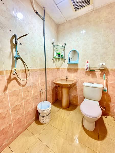 Taman Cheras Jaya untuk Untuk Dijual - RM 430,000, Mac 2026 - Bathroom - PropertyGuru.com.my