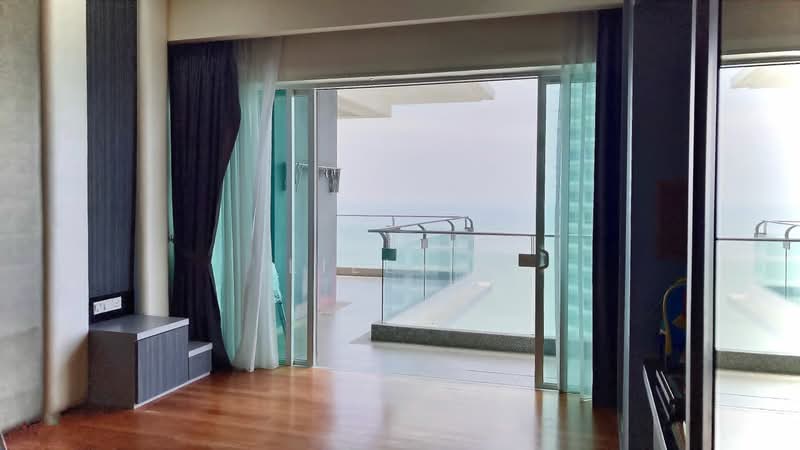 Condominium for Sale at One Tanjong Condominium - Lilly . - Balcony - PropertyGuru.com.my