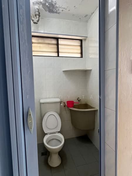 Desa Permata Pearl Block 9 untuk Untuk Dijual - RM 295,000, Mac 2026 - Bathroom - PropertyGuru.com.my