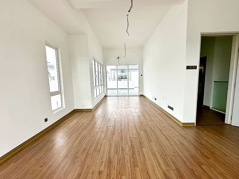 Semi-Detached House for Sale in Bandar Bukit Raja (Klang) - NORFADILAH ZAINUDDIN - Living Room - PropertyGuru.com.my