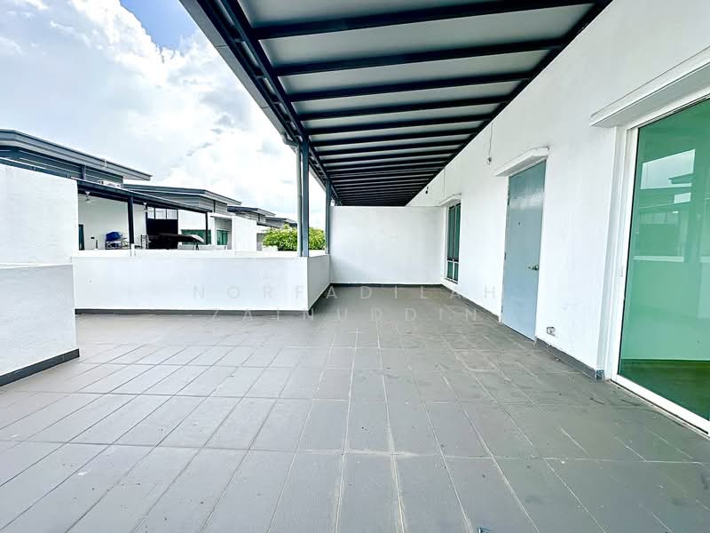 Semi-Detached House for Sale in Bandar Bukit Raja (Klang) - NORFADILAH ZAINUDDIN - Exterior - PropertyGuru.com.my