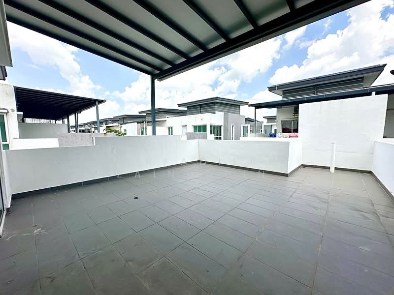 Semi-Detached House for Sale in Bandar Bukit Raja (Klang) - NORFADILAH ZAINUDDIN - Exterior - PropertyGuru.com.my